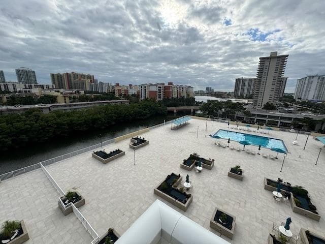230 174th Street 814 photo 3