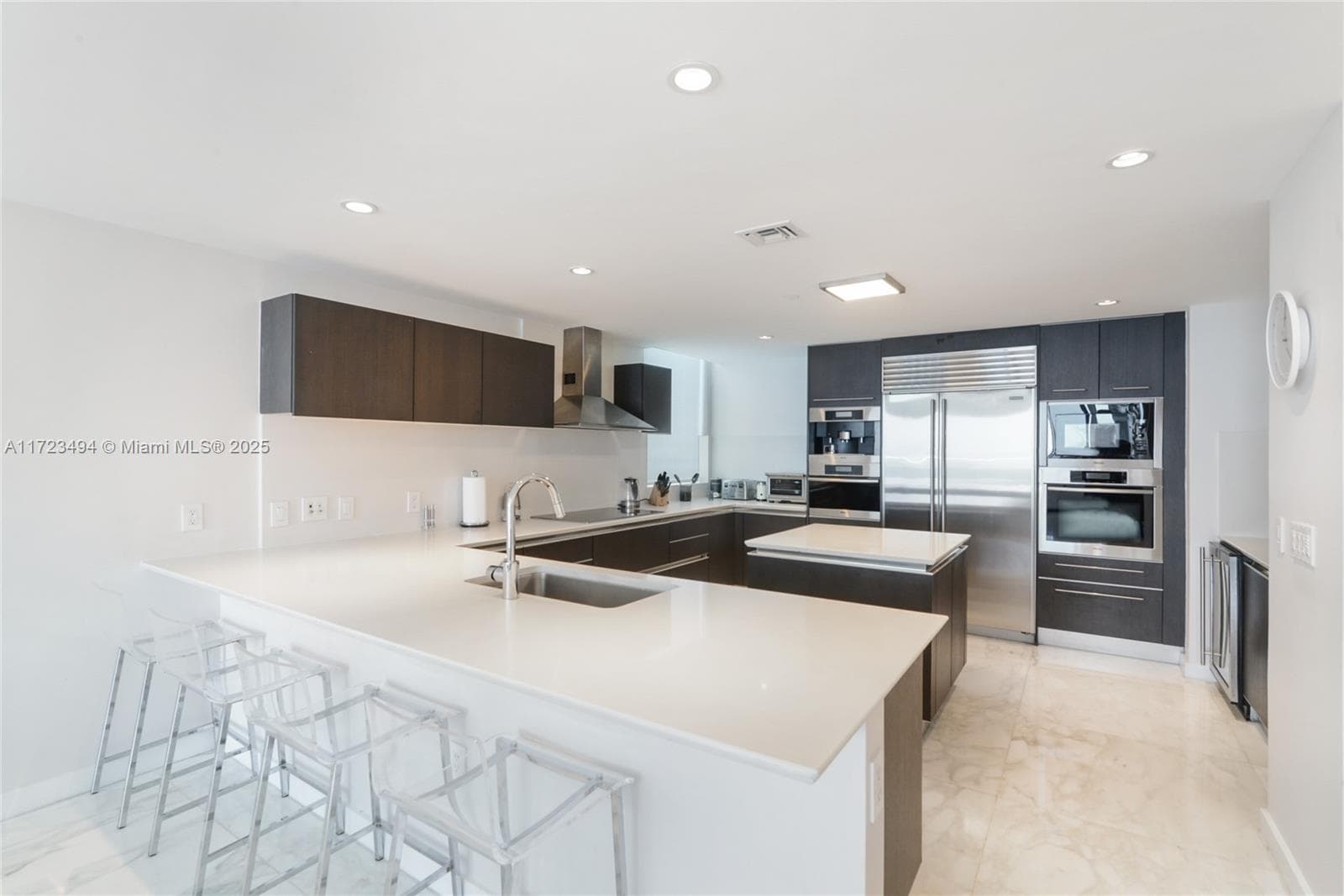 17001 Collins Ave 4101 photo 7