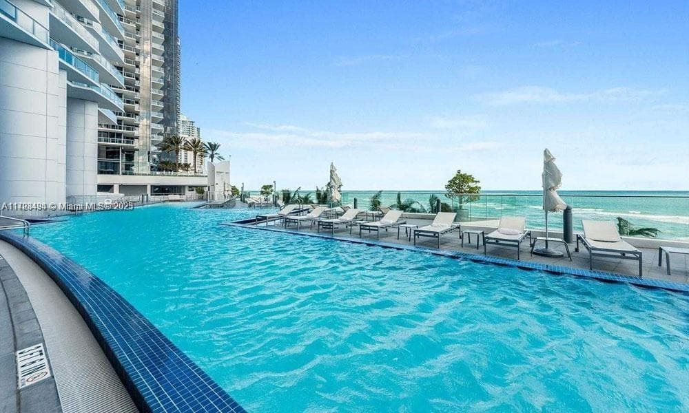 17001 Collins Ave 4101 photo 18