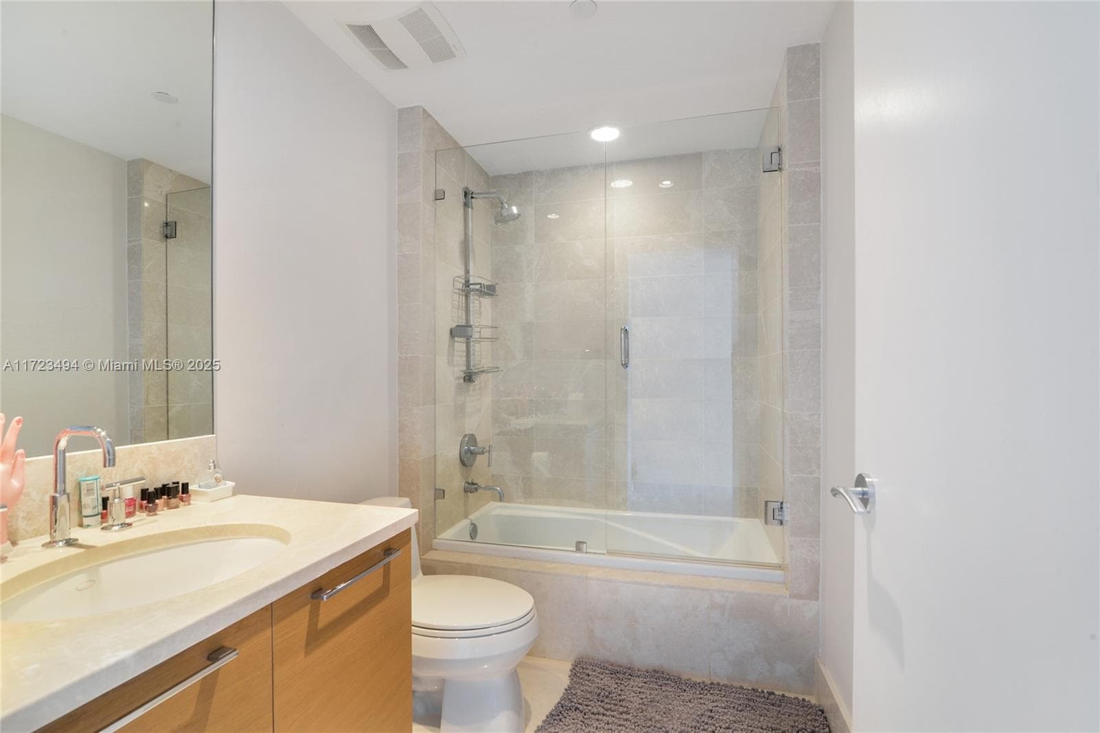 17001 Collins Ave 4101 photo 11