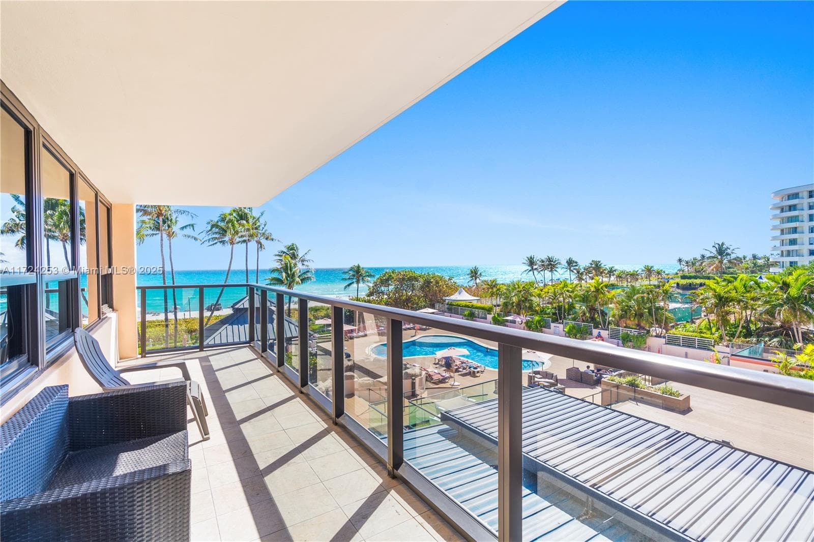 5225 Collins Ave 501 photo 2