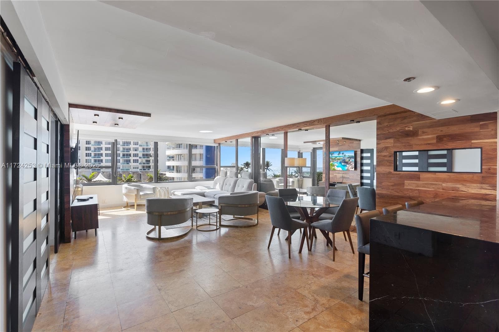 5225 Collins Ave 501 photo 10