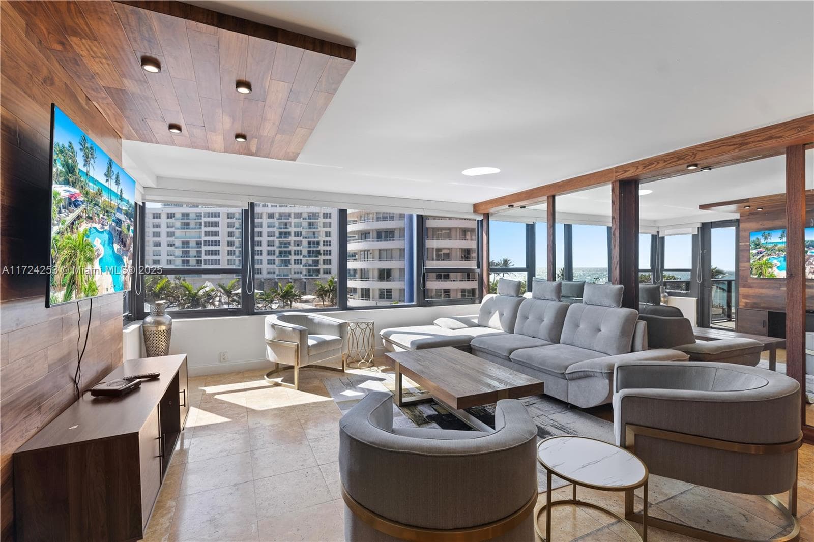 5225 Collins Ave 501 photo 8