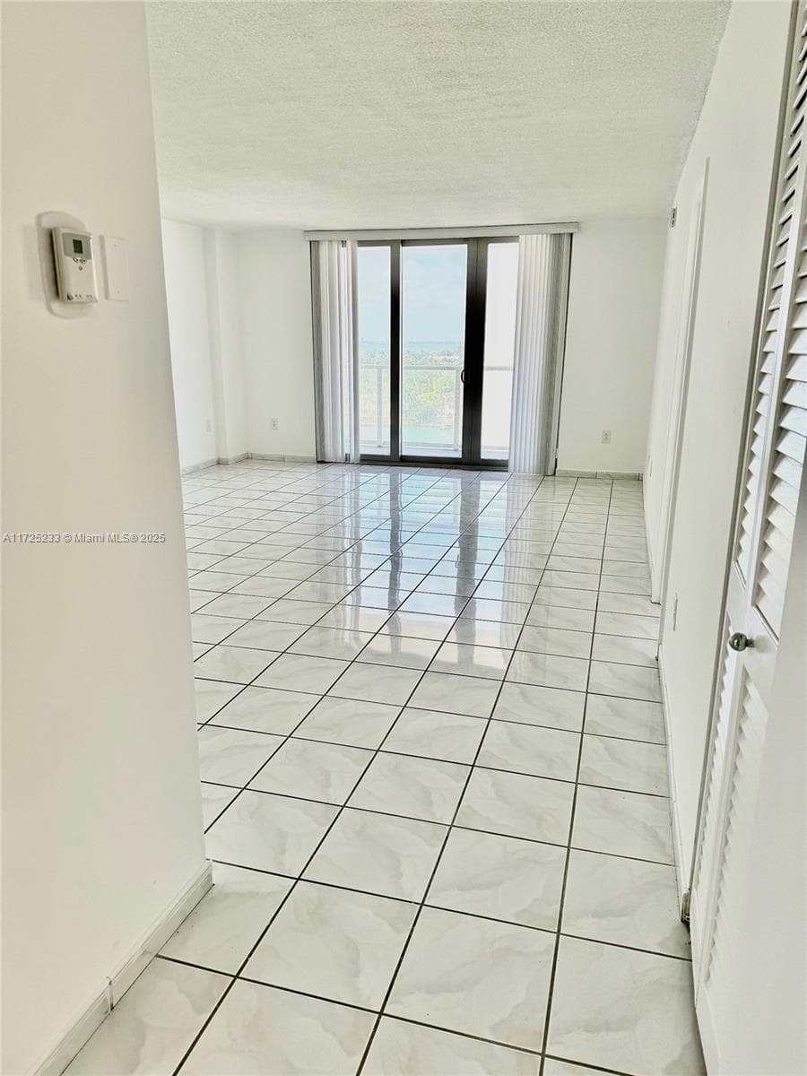 5701 Collins Ave 1011 photo 5