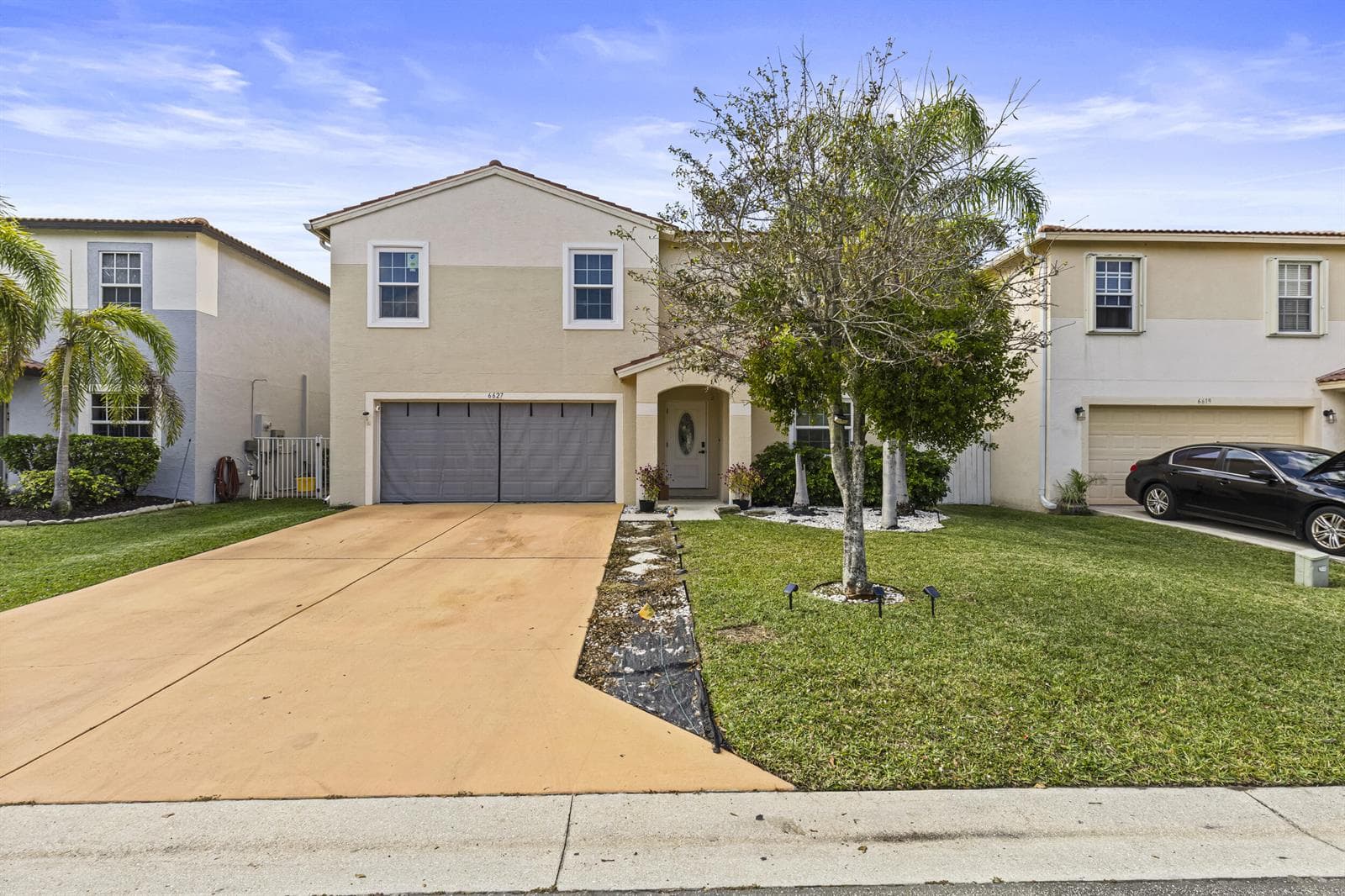6627 Rainwood Cove Lane photo 2