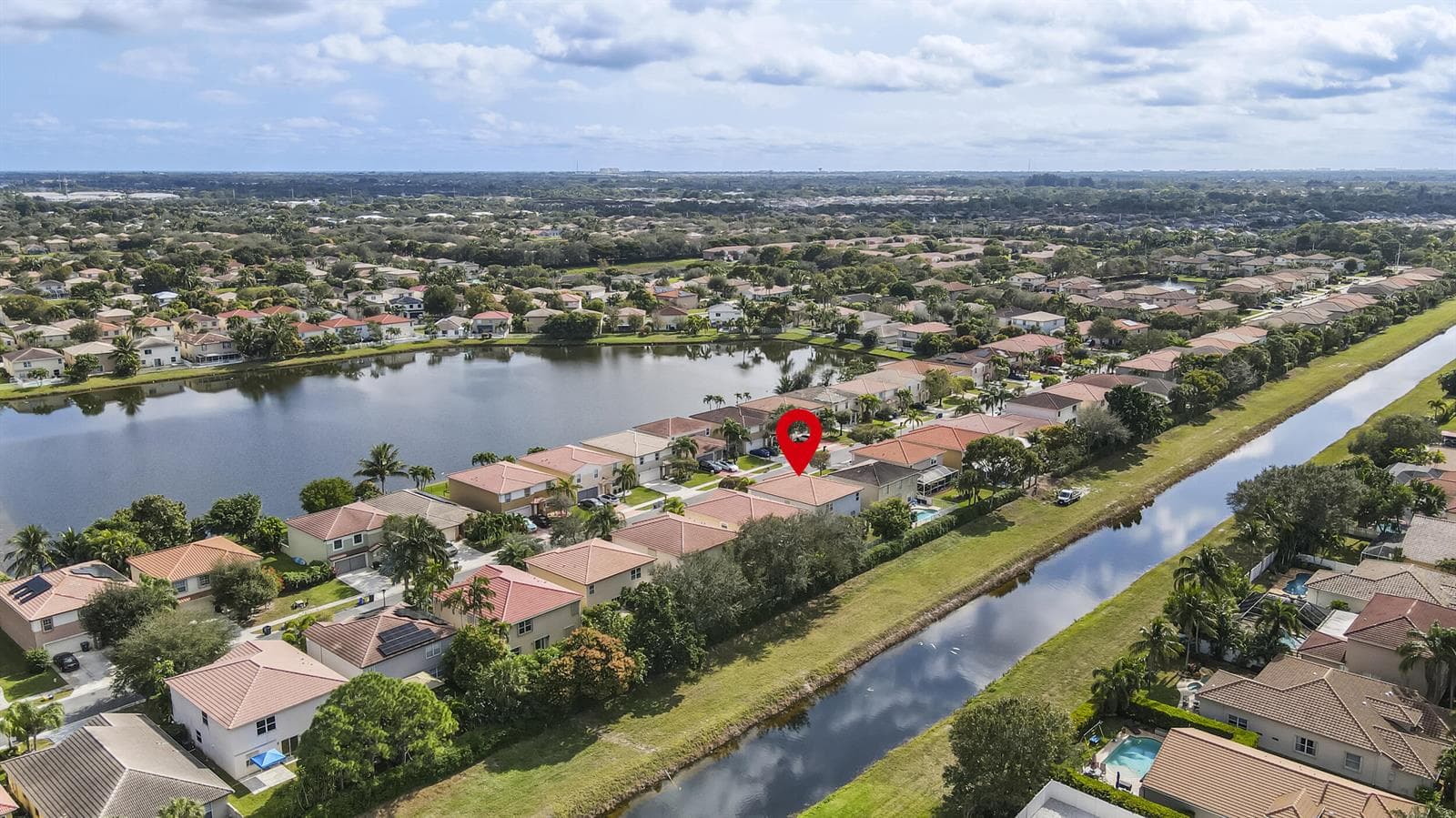 6627 Rainwood Cove Lane photo 4
