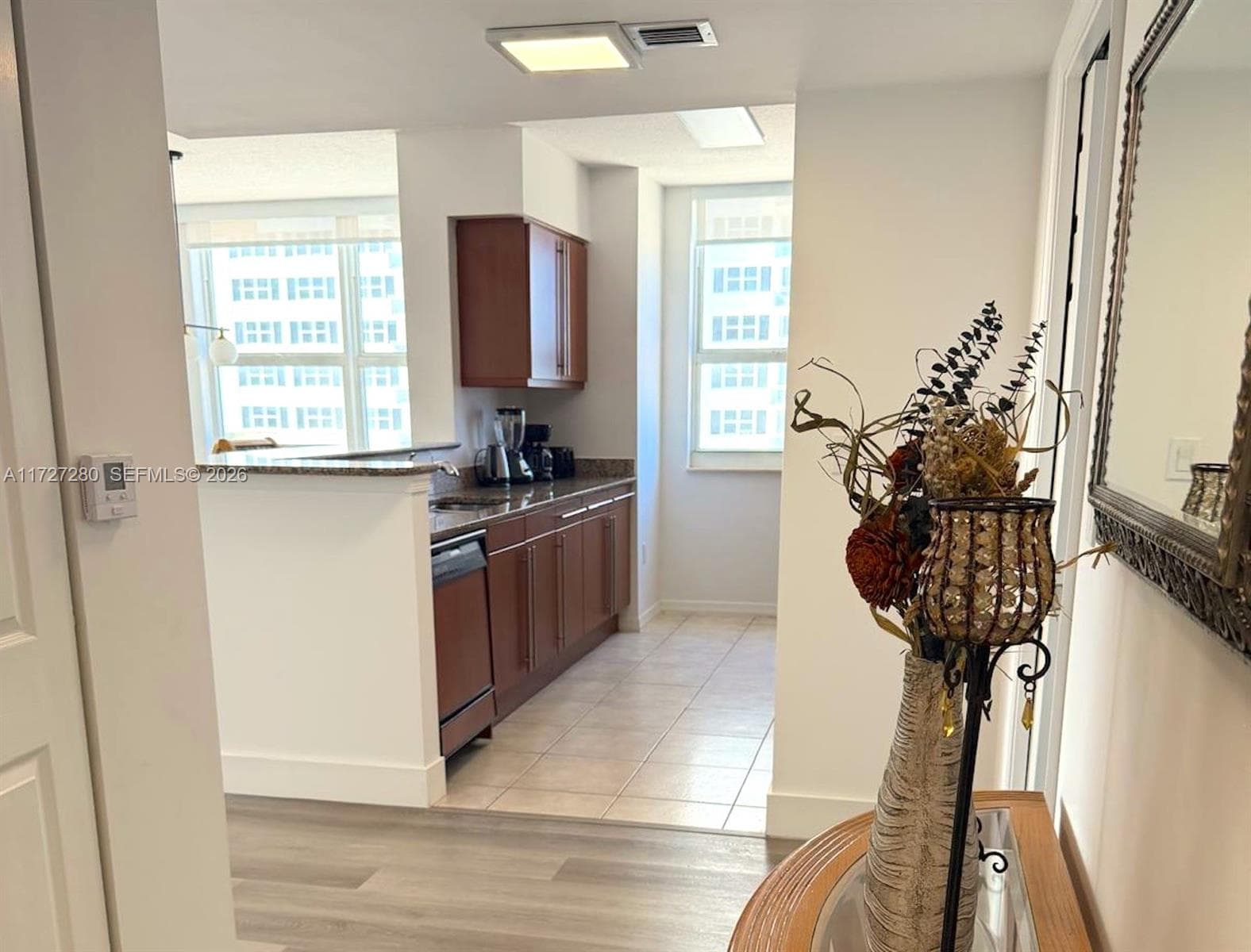 2080 S Ocean Dr 502 photo 8