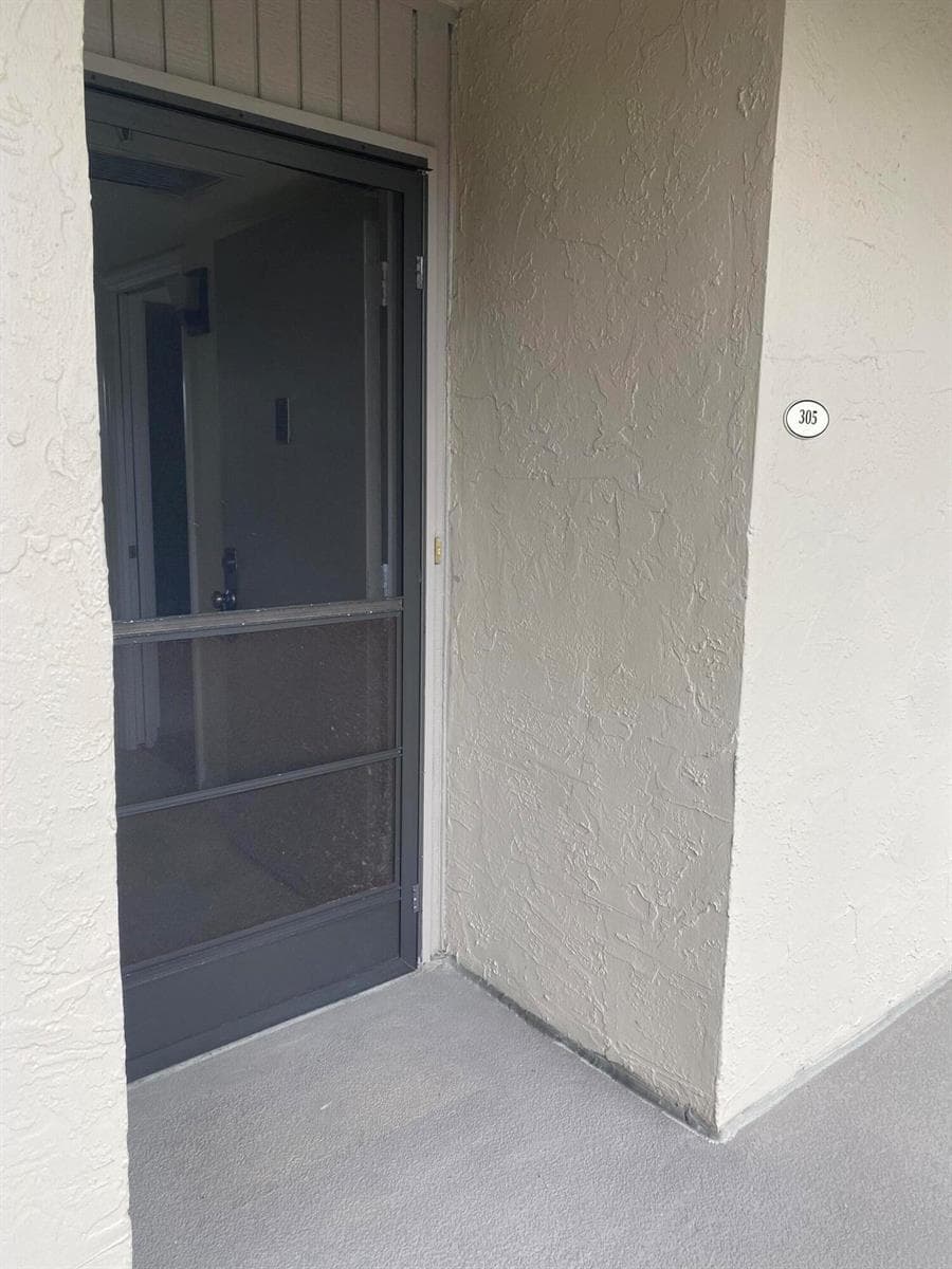 17 Royal Palm Way 305 photo 19