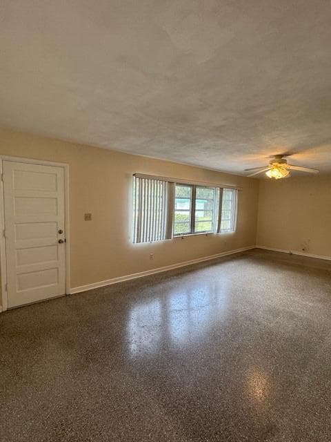 3241 N Indian River Drive photo 9
