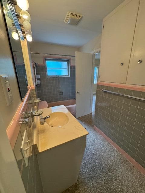 3241 N Indian River Drive photo 14