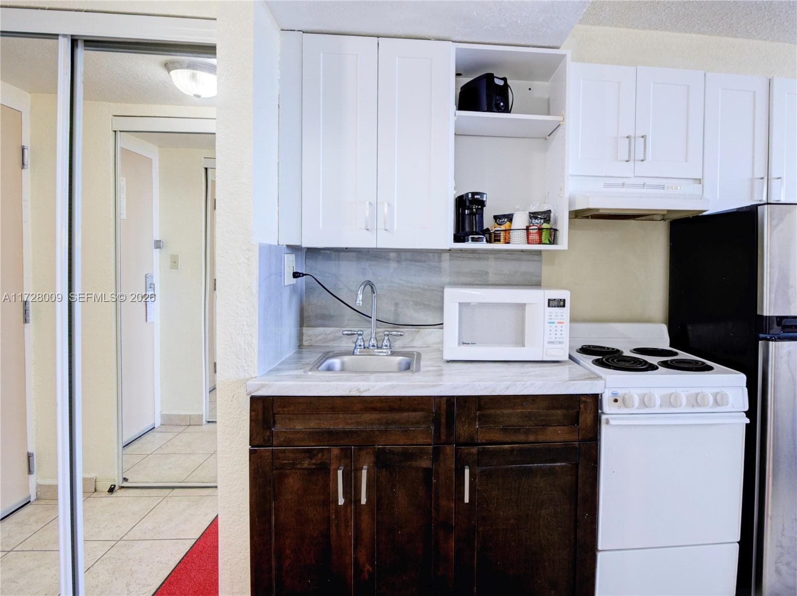 19201 Collins Ave 1141 photo 12