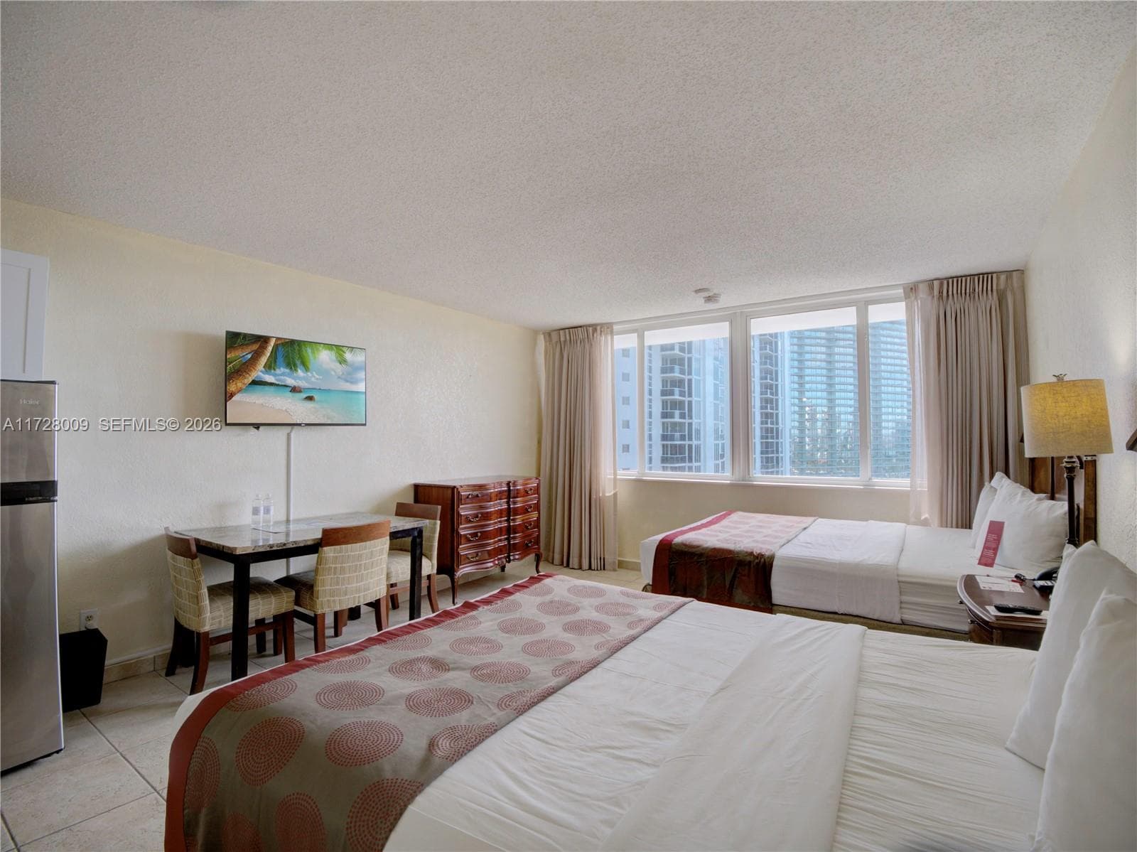 19201 Collins Ave 1141 photo 15