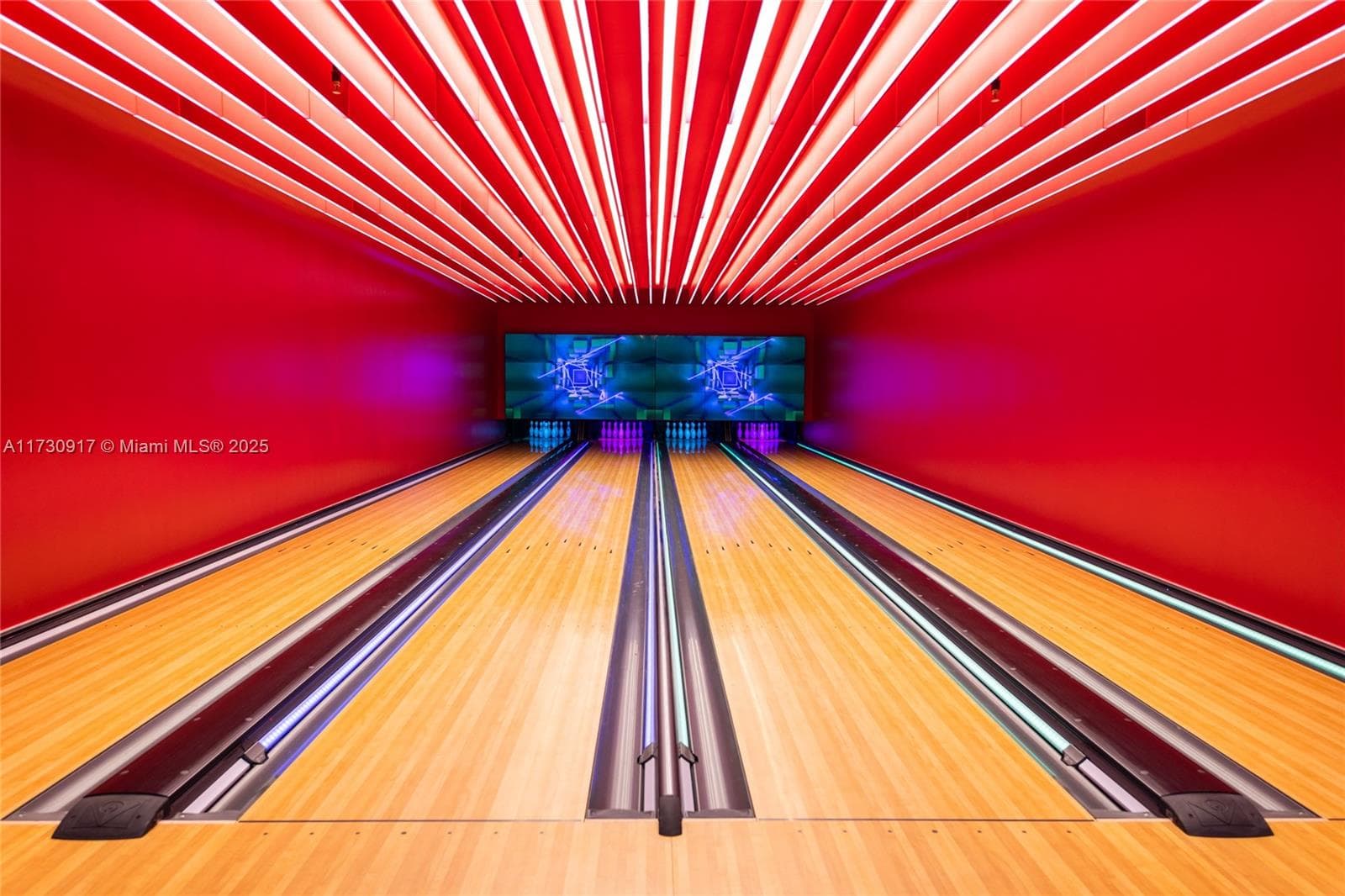 17901 Collins Ph4705 photo 14