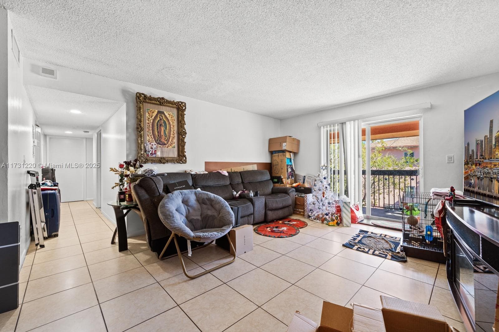 2020 NW 119th St 1122 photo 8
