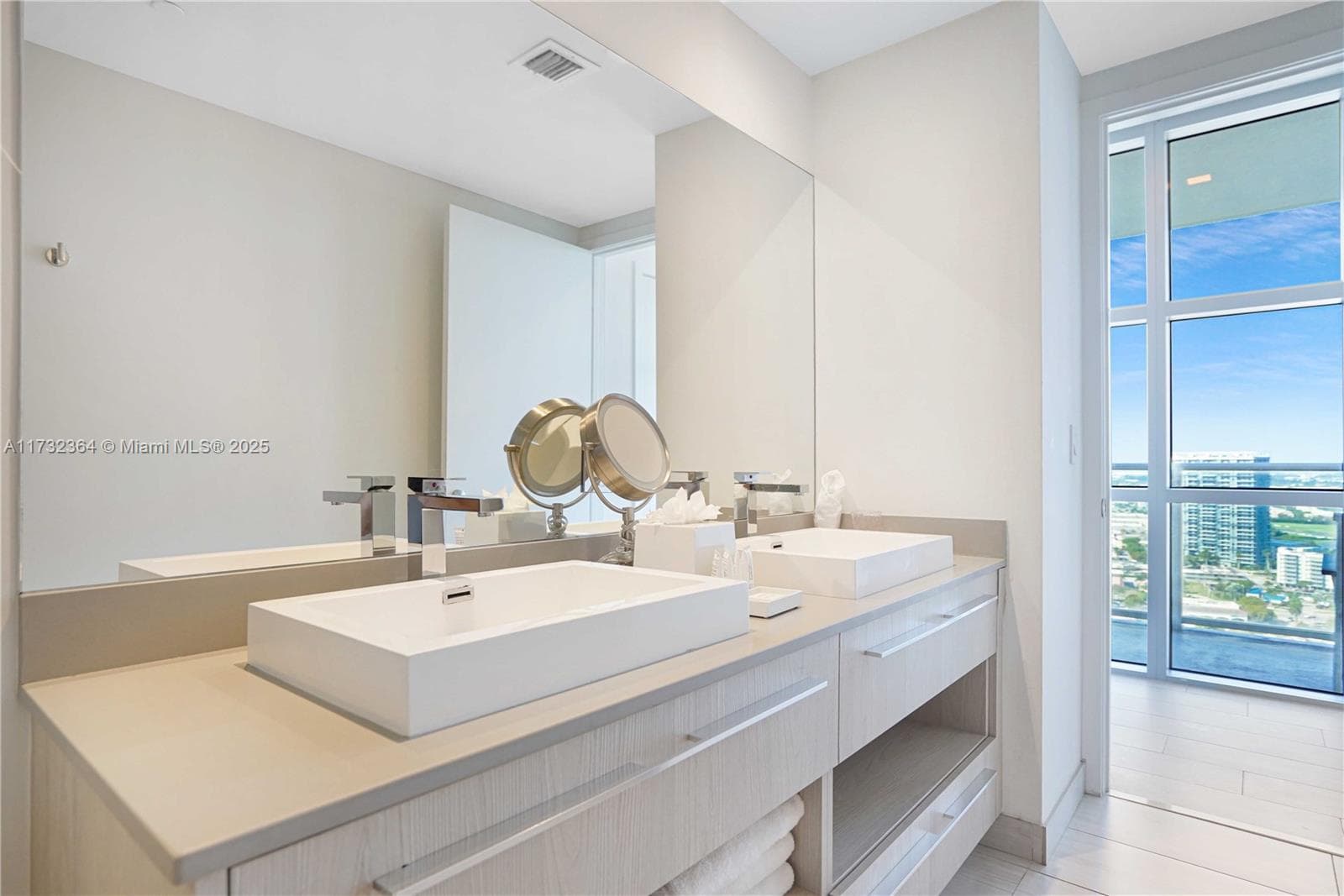 4010 S Ocean Dr R2604 photo 24