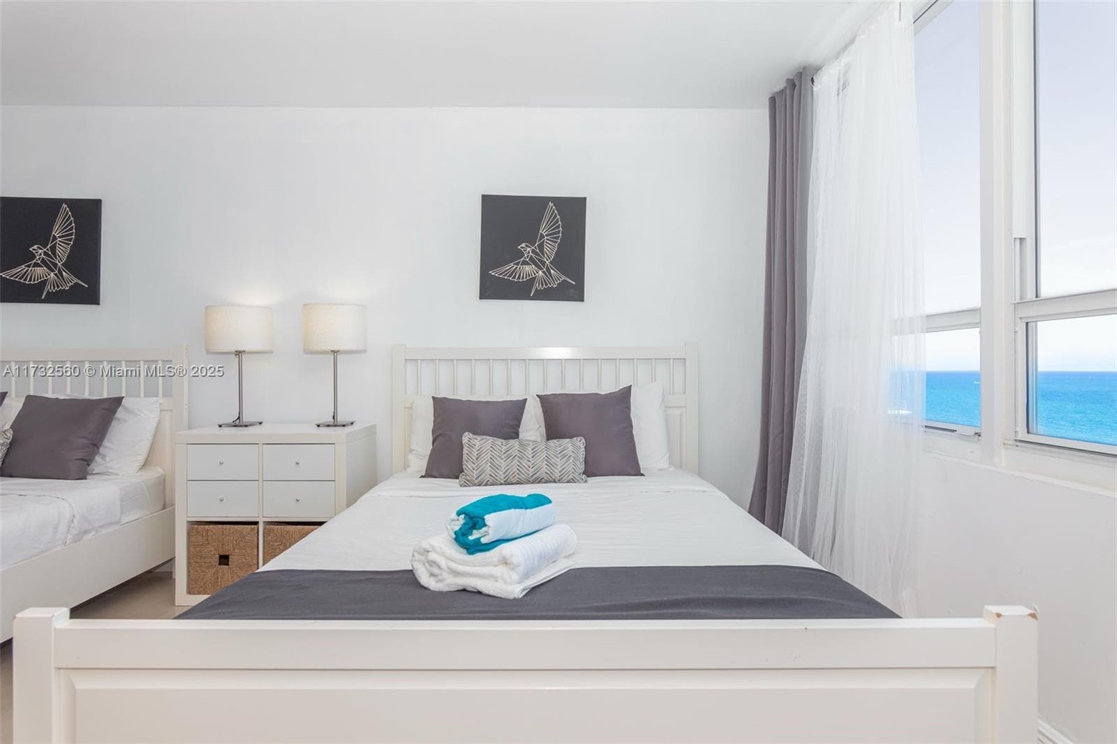 5445 Collins Ave 1623 photo 17