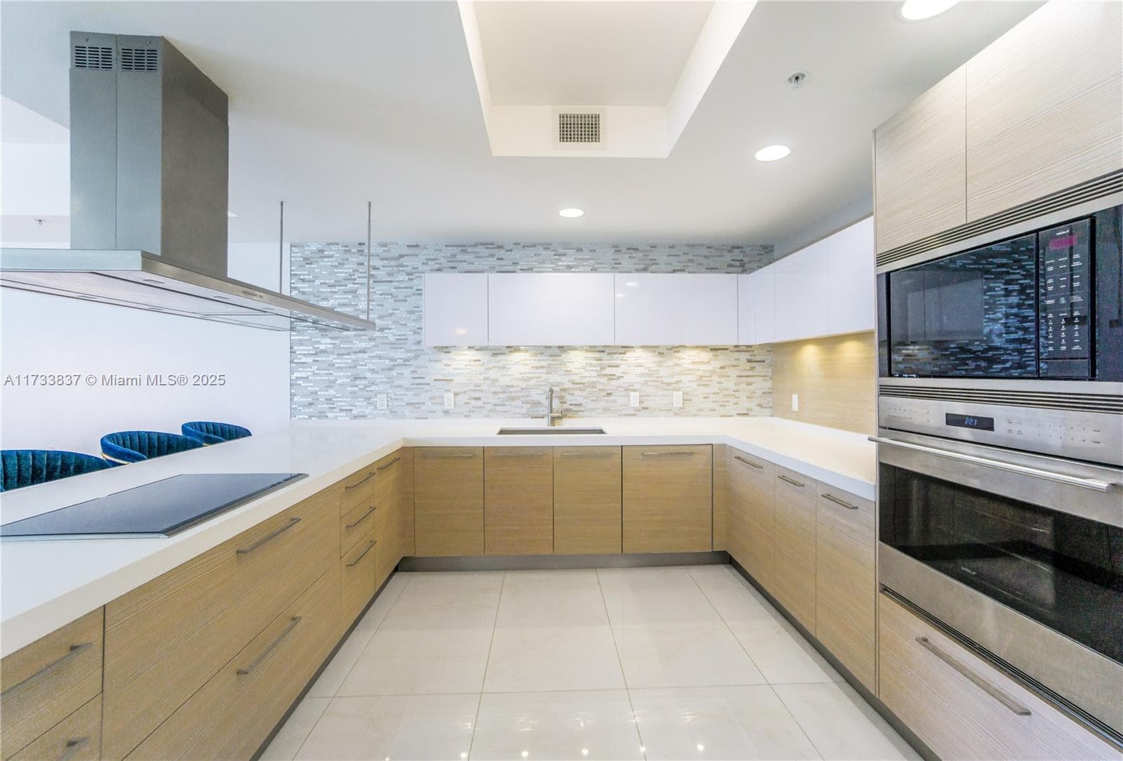 17301 Biscayne Blvd 207 photo 17