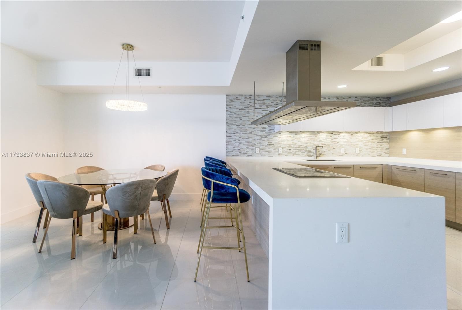 17301 Biscayne Blvd 207 photo 12
