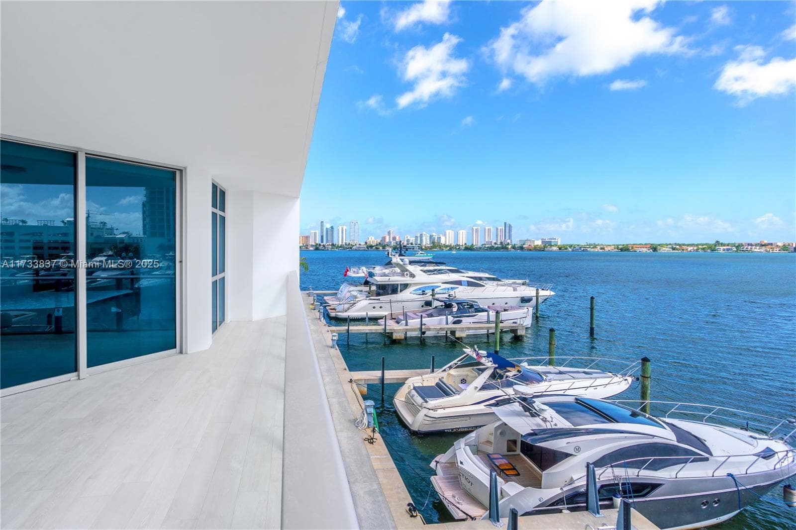 17301 Biscayne Blvd 207 photo 1