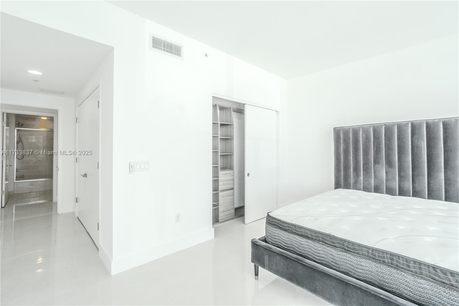 17301 Biscayne Blvd 207 photo 21