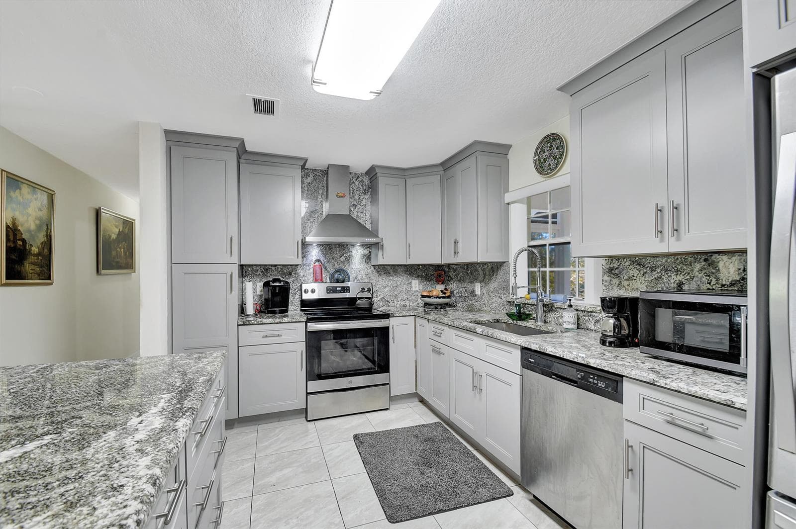 3446 Cabbage Palm Way photo 11
