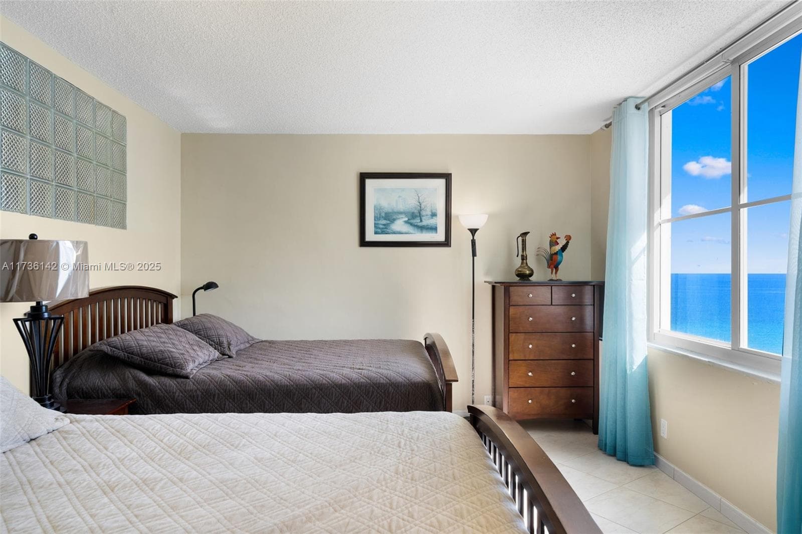 3725 Ocean Dr 1110 photo 19