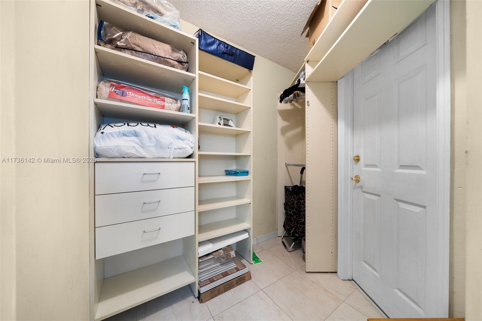 3725 Ocean Dr 1110 photo 21