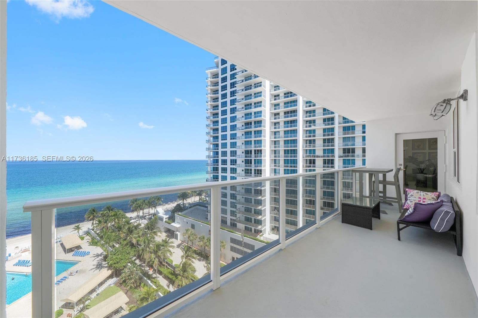 3505 S Ocean Dr 1221 photo 2