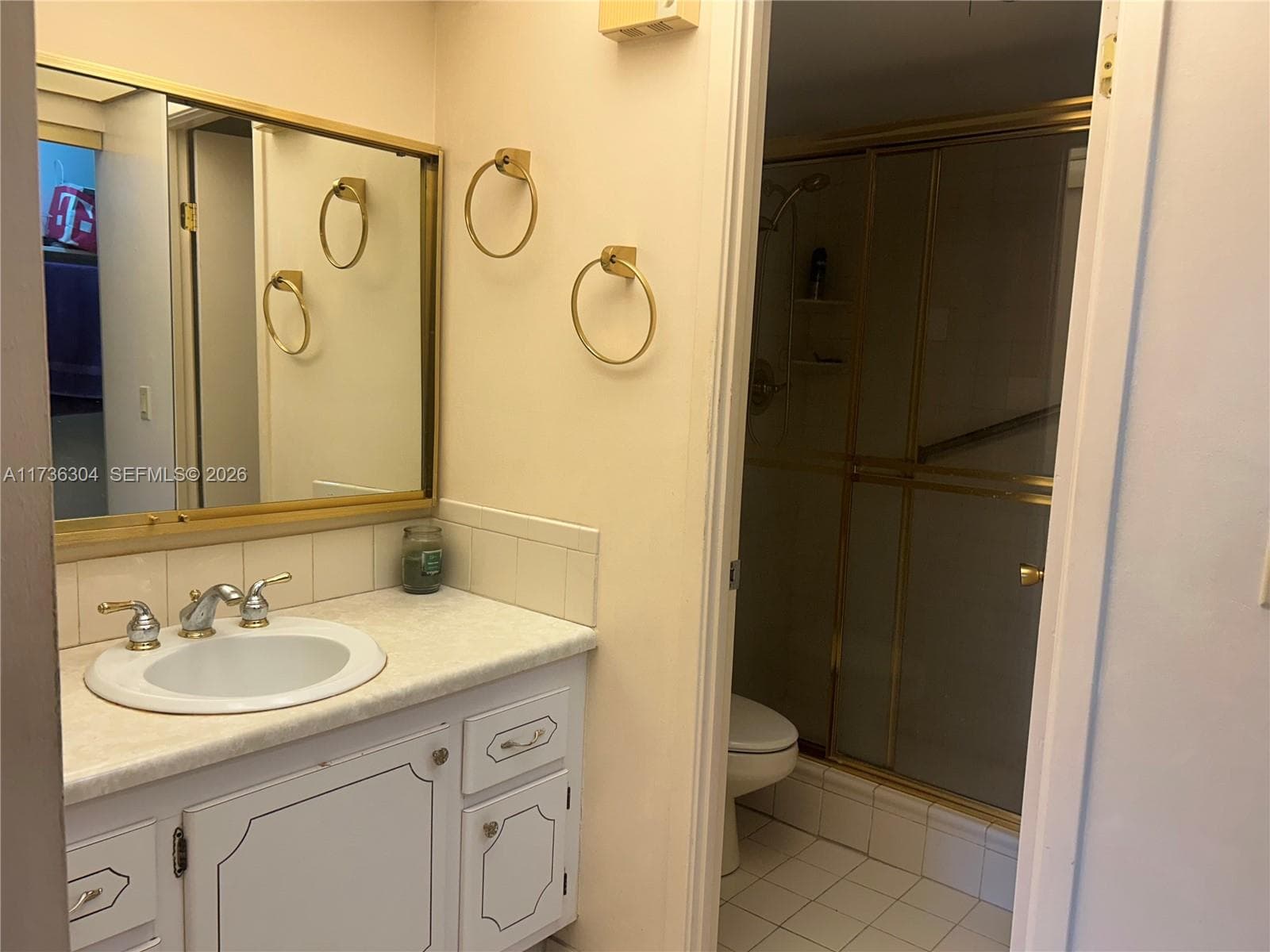 300 Diplomat pkwy 310 photo 16