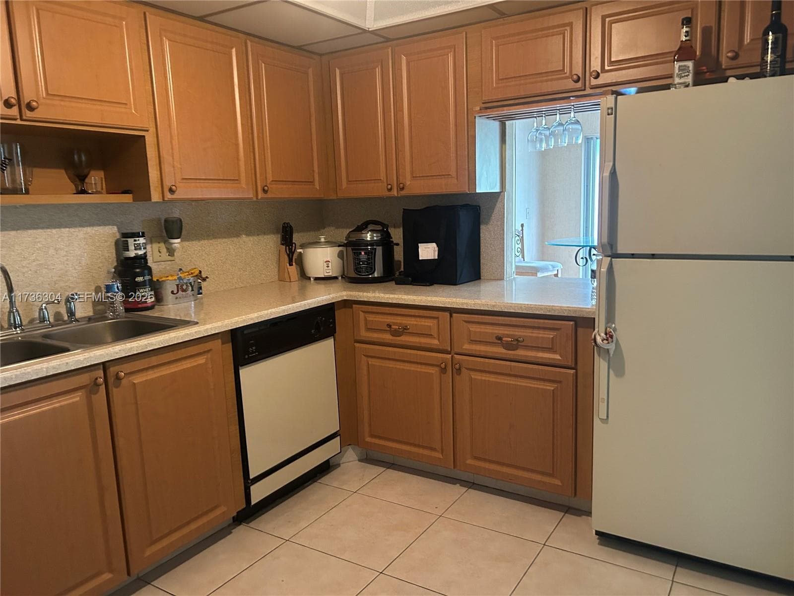 300 Diplomat pkwy 310 photo 12