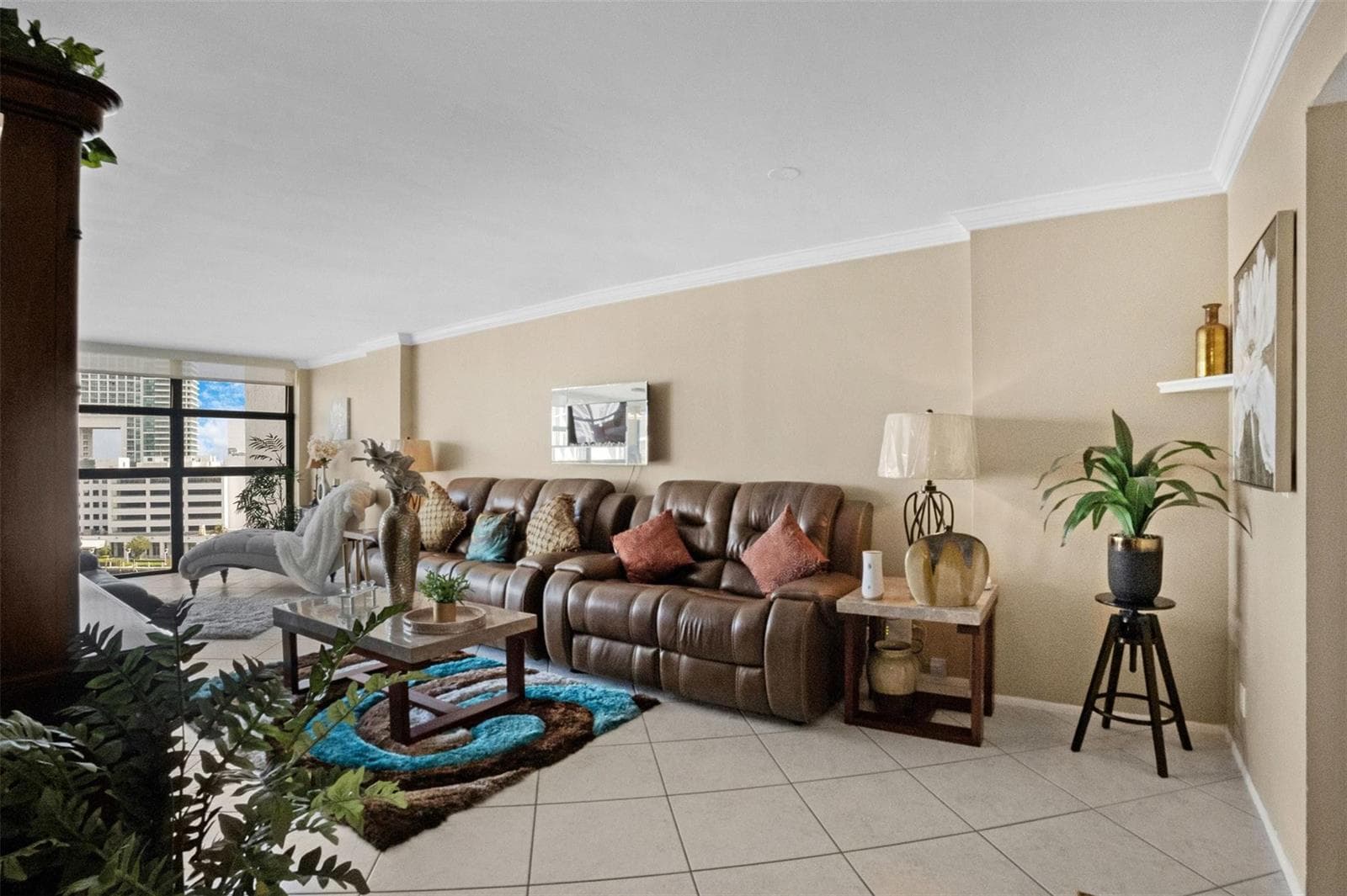 200 Leslie Drive 915 photo 10