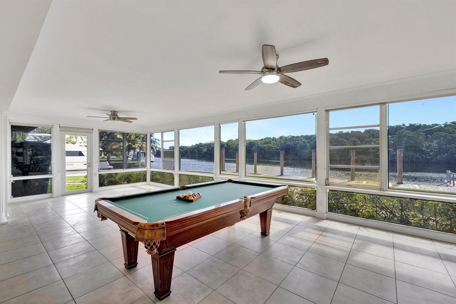 2390 SW 27th Te photo 24