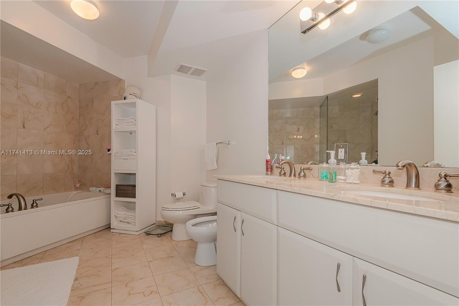 6365 Collins Ave 1601 photo 17