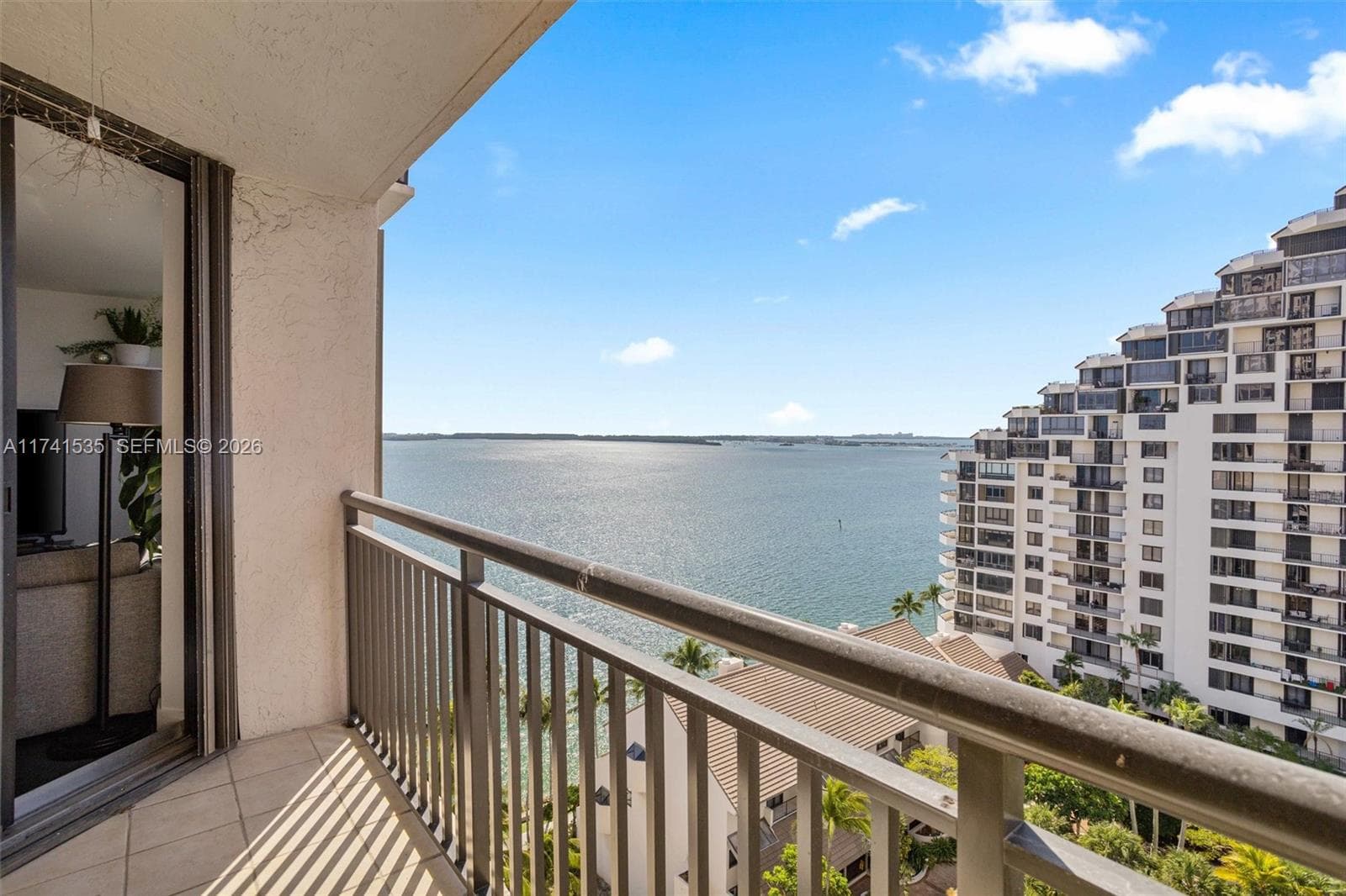 540 Brickell Key Dr 1519 photo 5