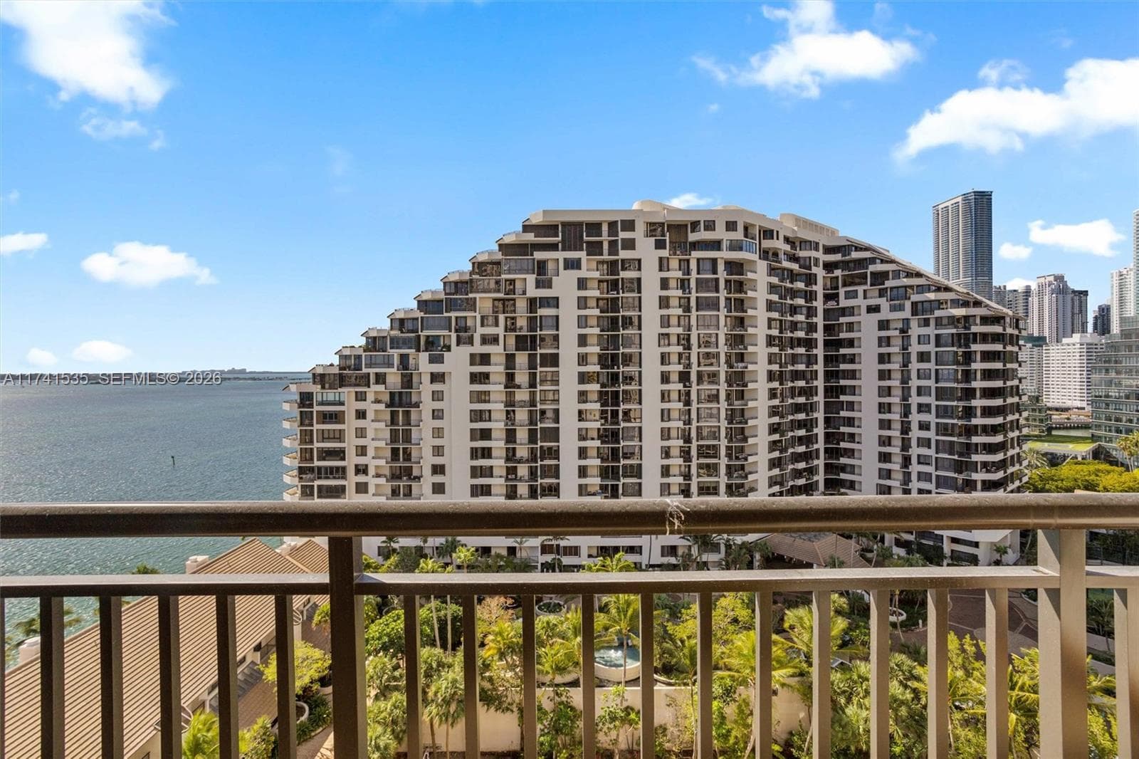 540 Brickell Key Dr 1519 photo 18