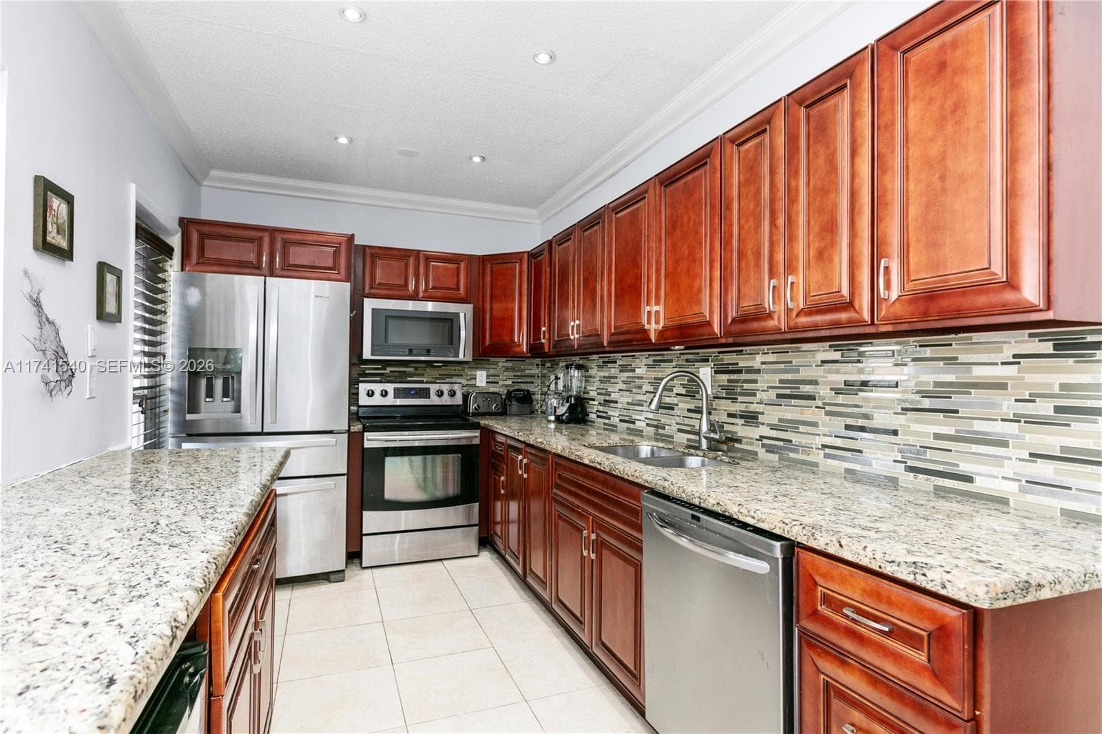 3131 S Ocean Dr 211 photo 1