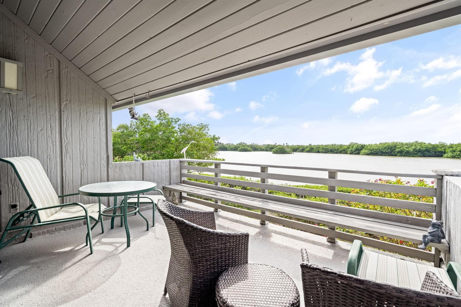 1306 Spyglass Lane photo 4