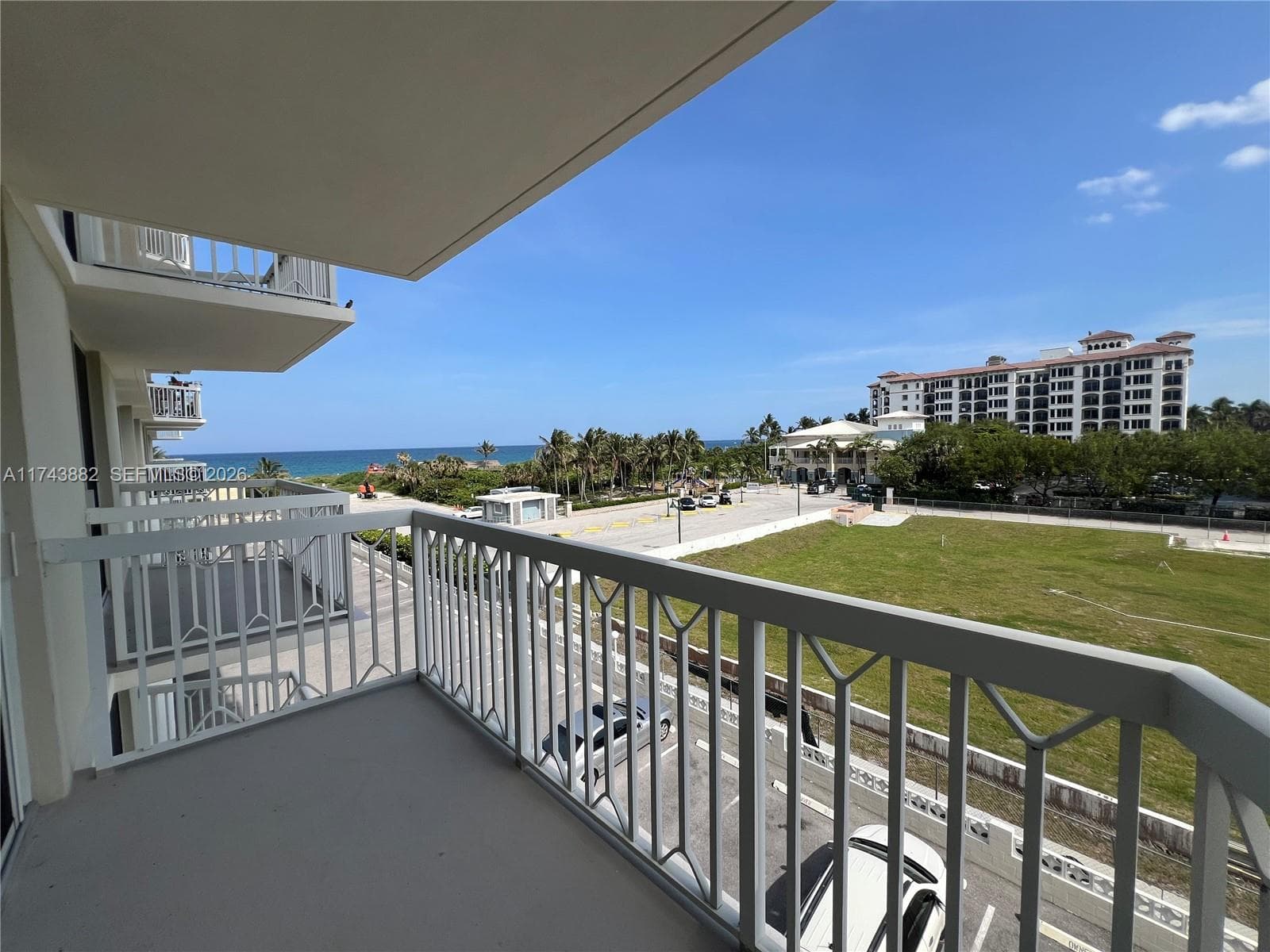 125 Ocean Ave 402 photo 11
