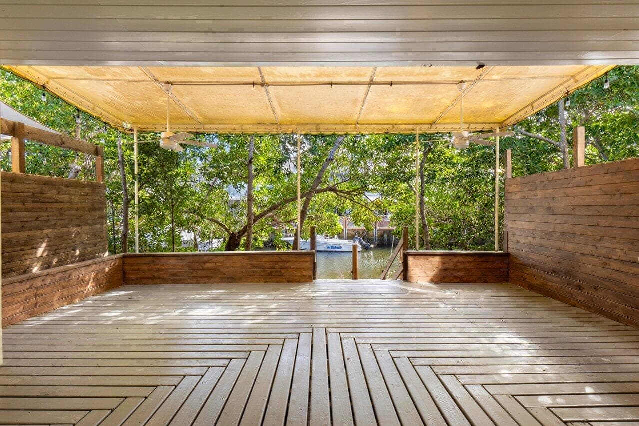 720 Mariners Way photo 13
