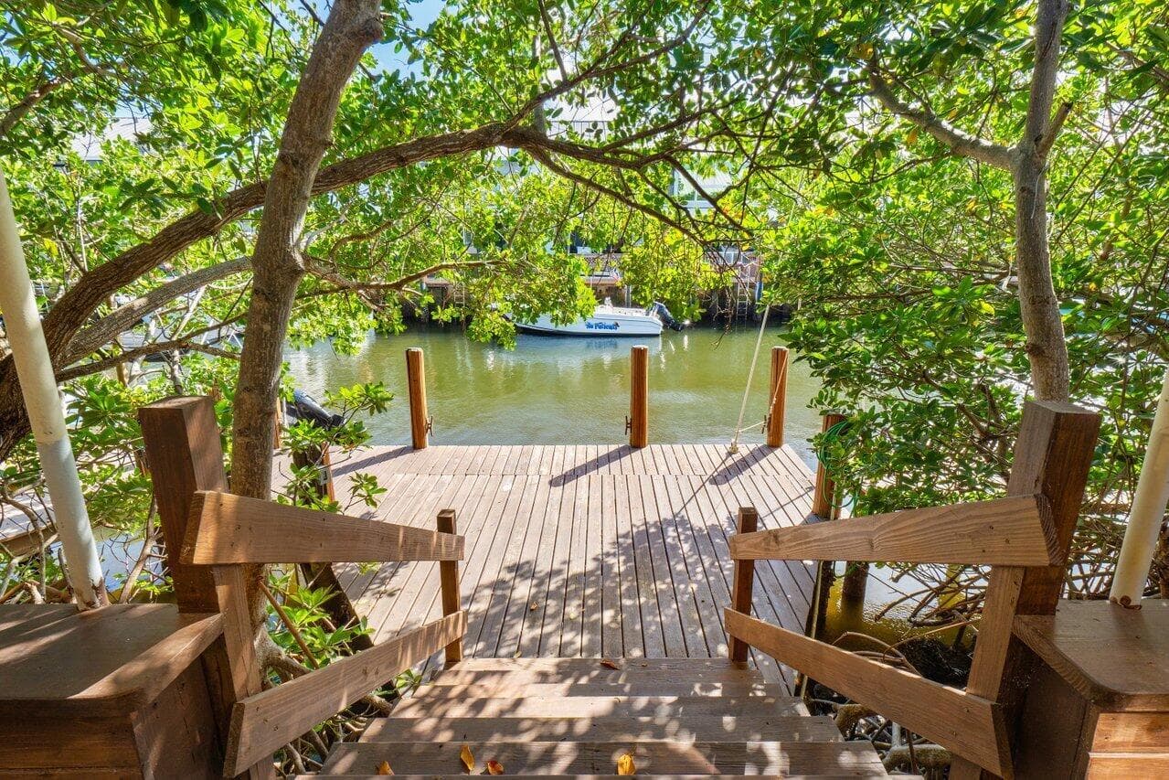 720 Mariners Way photo 16