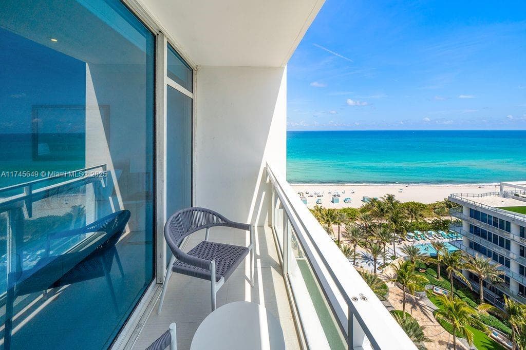 6801 Collins Ave 1206 photo 9