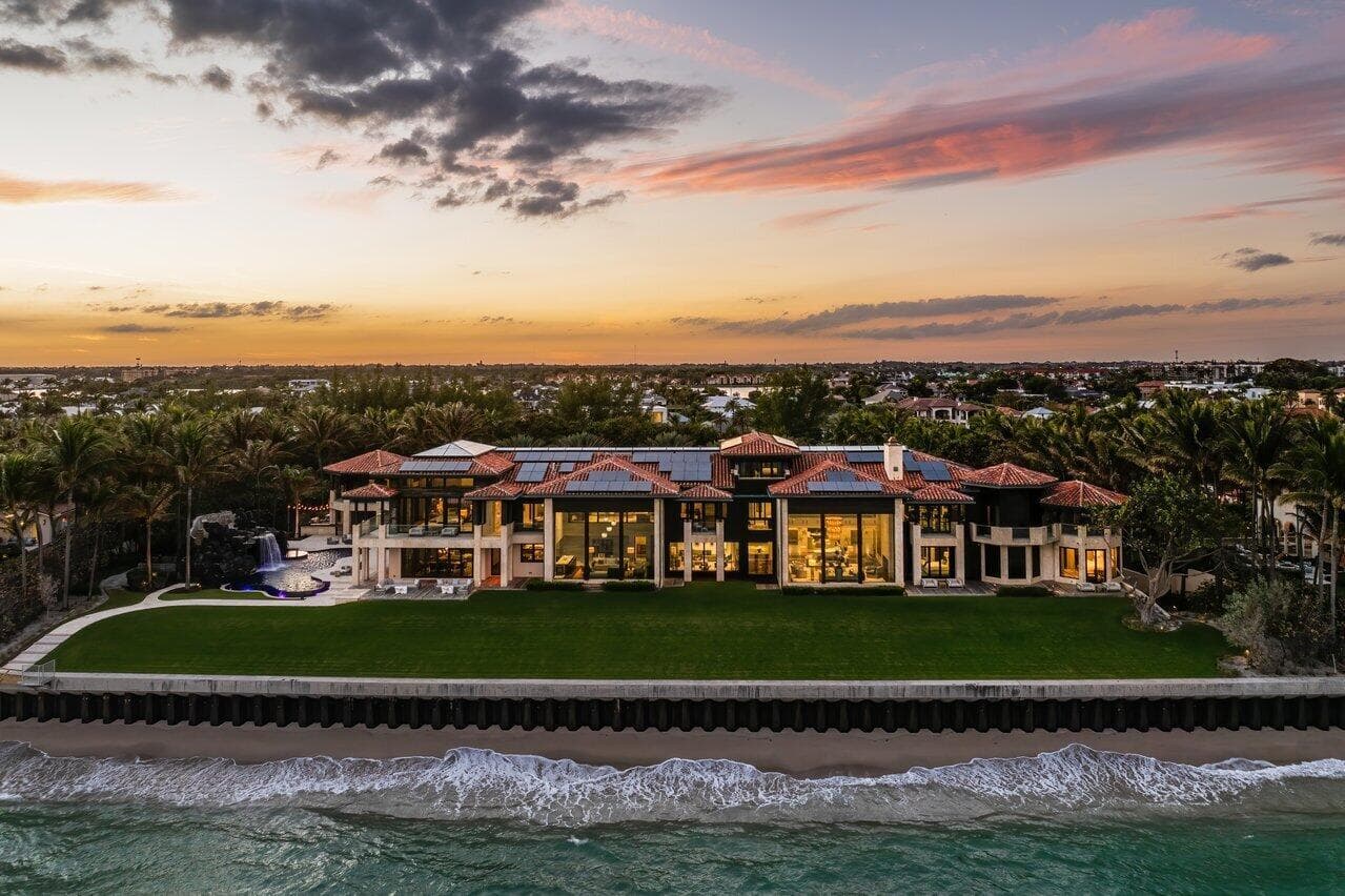 1370 S Ocean Boulevard photo 3