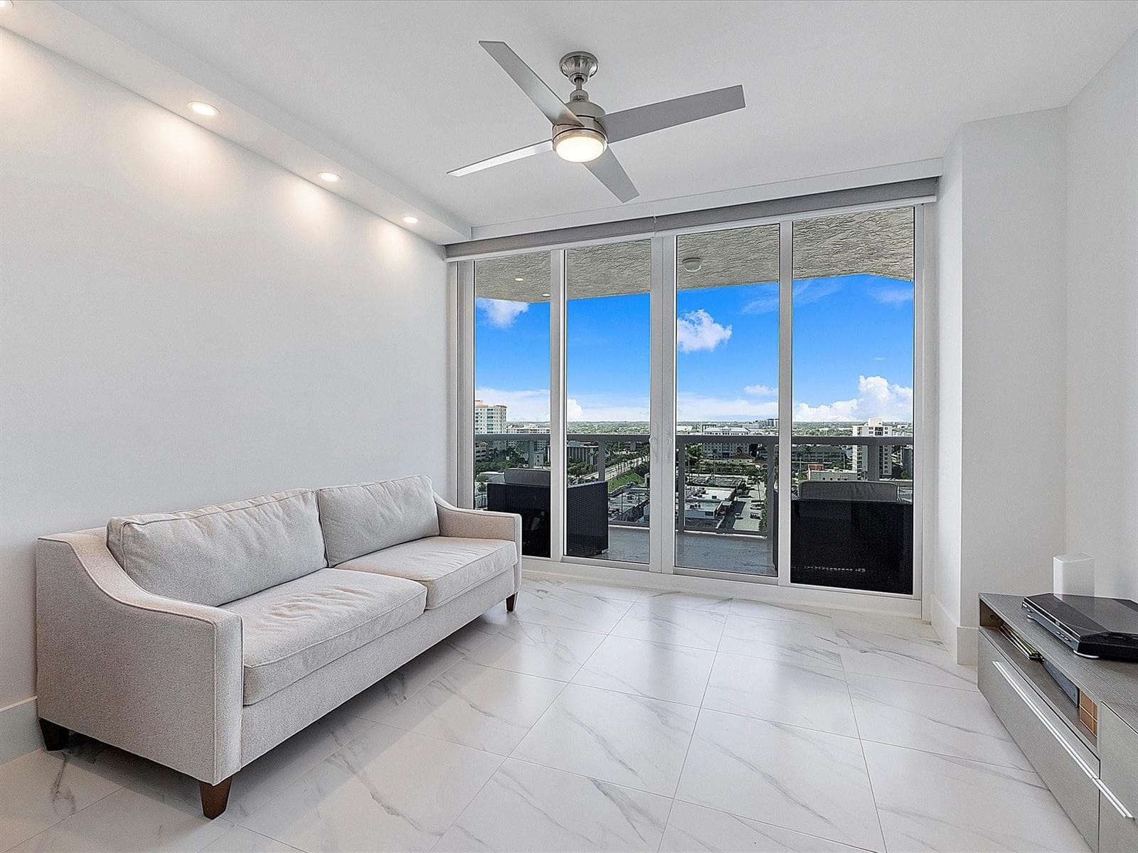 3100 N Ocean Boulevard 1202 photo 18