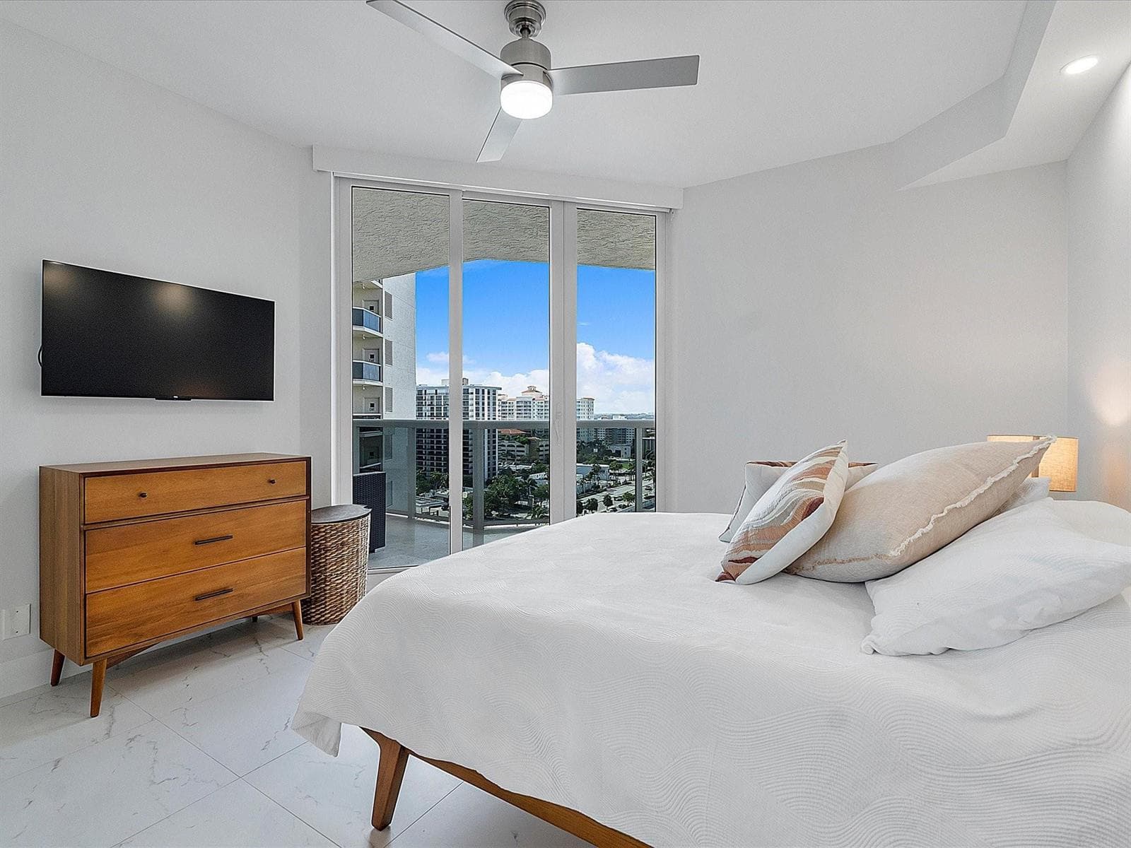 3100 N Ocean Boulevard 1202 photo 15
