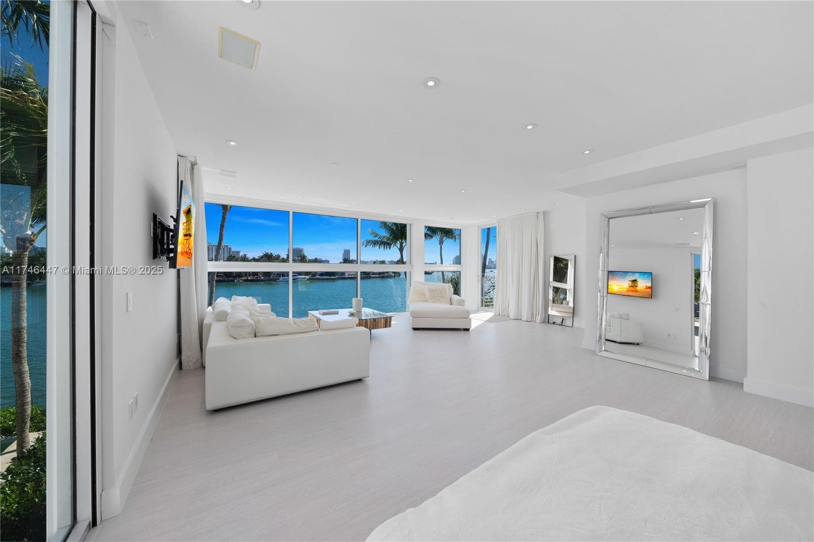 227 DILIDO DR photo 9