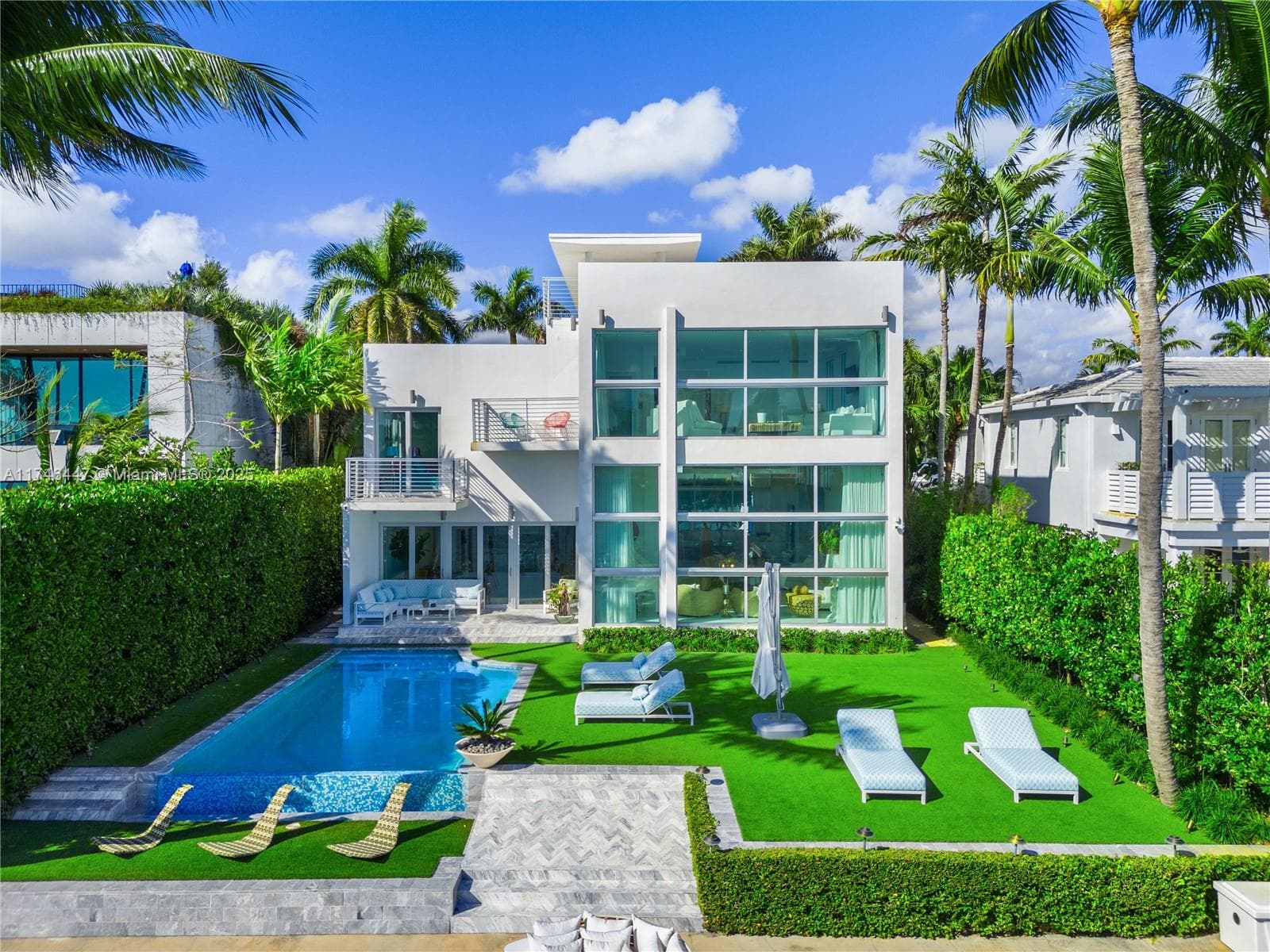 227 DILIDO DR photo 14