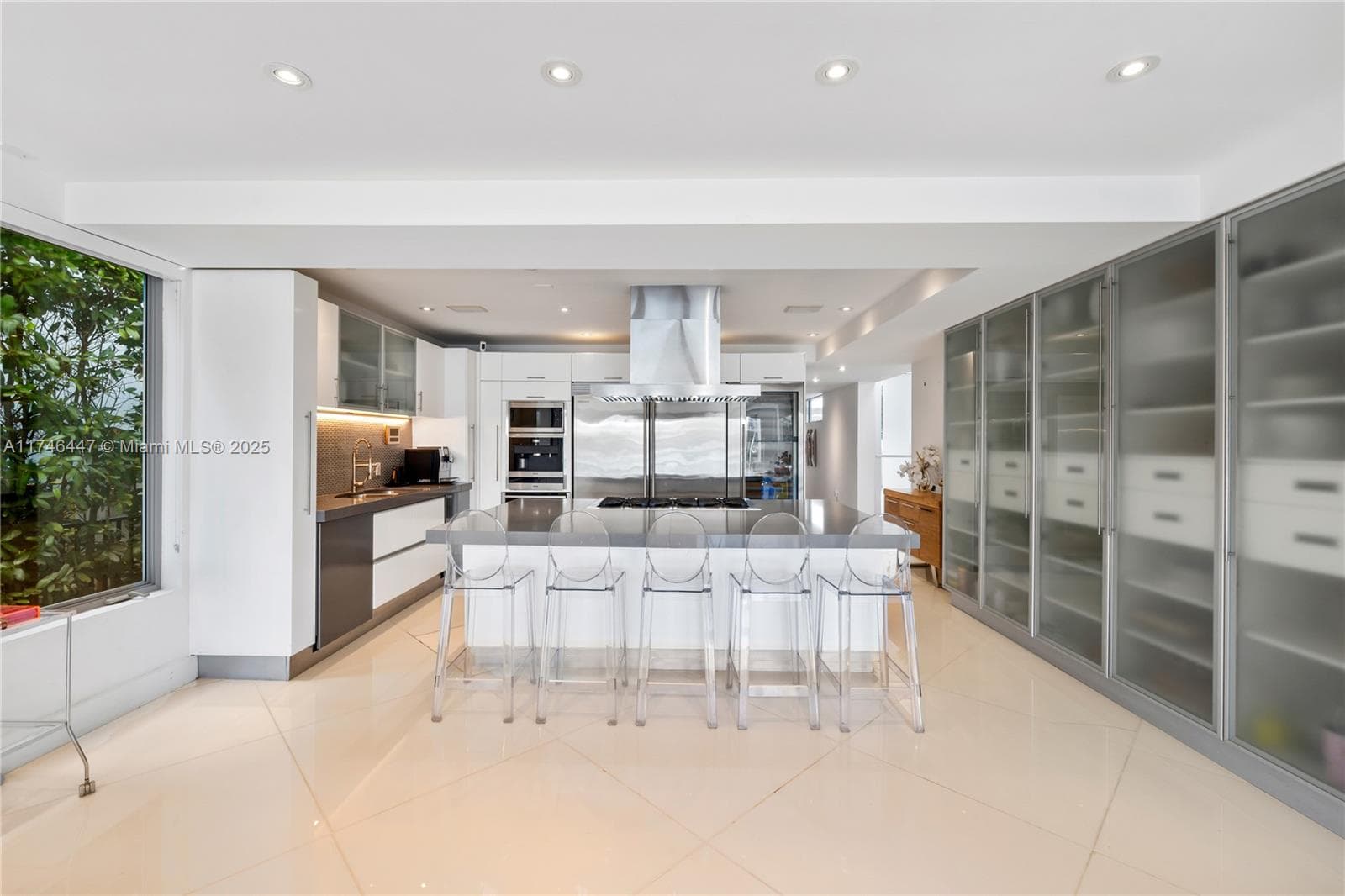 227 DILIDO DR photo 8