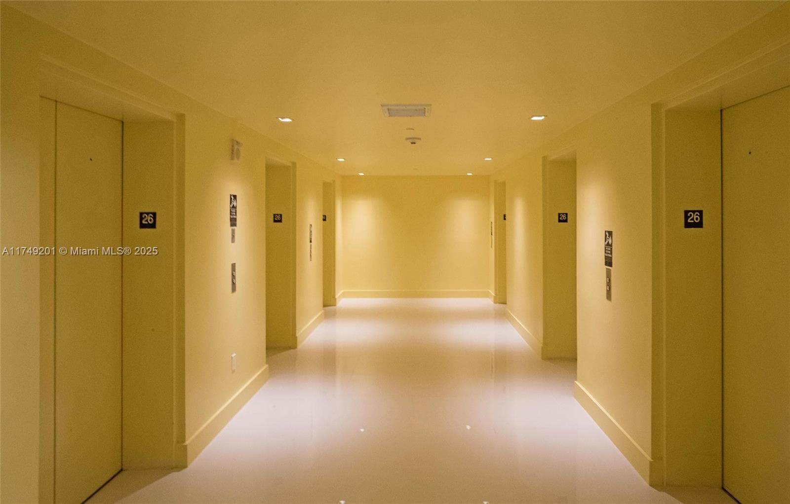 485 Brickell Ave 2603 photo 16