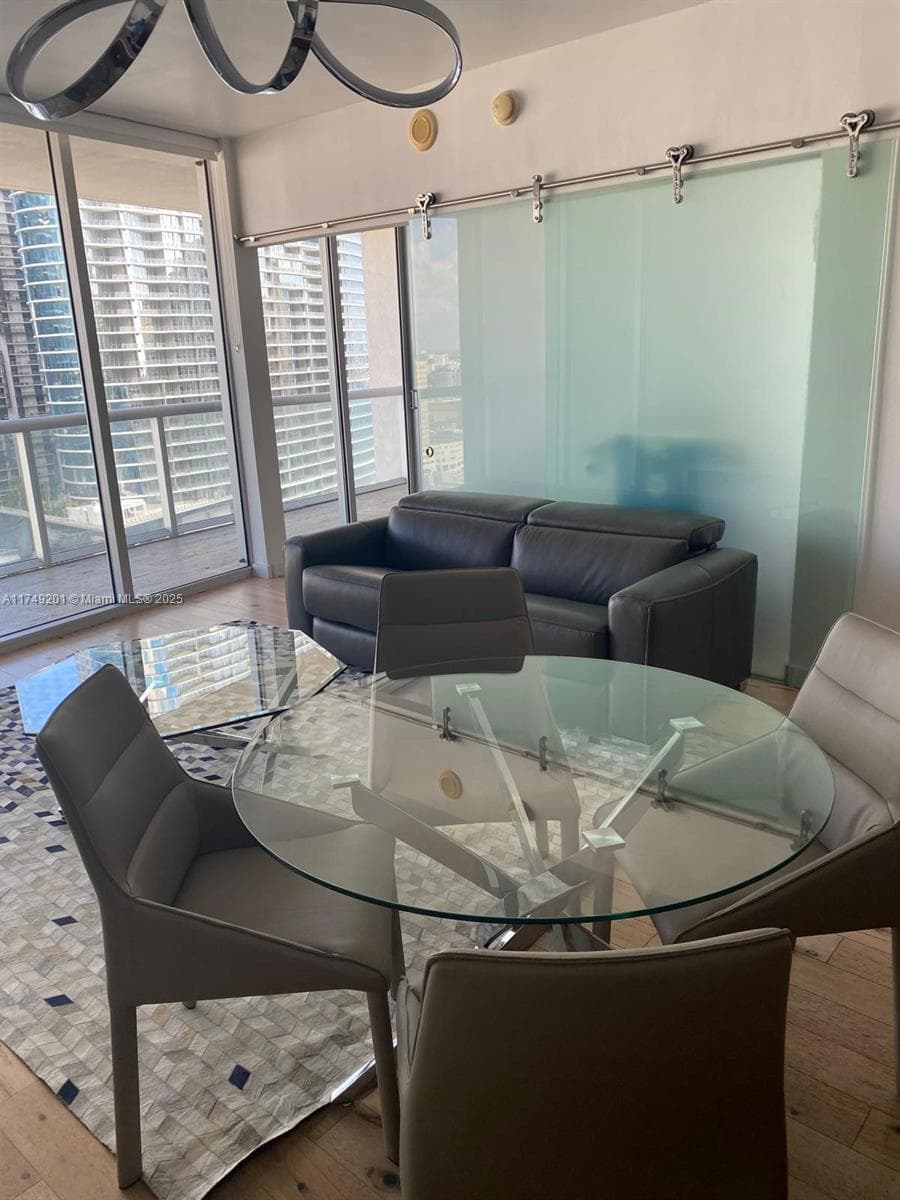 485 Brickell Ave 2603 photo 7