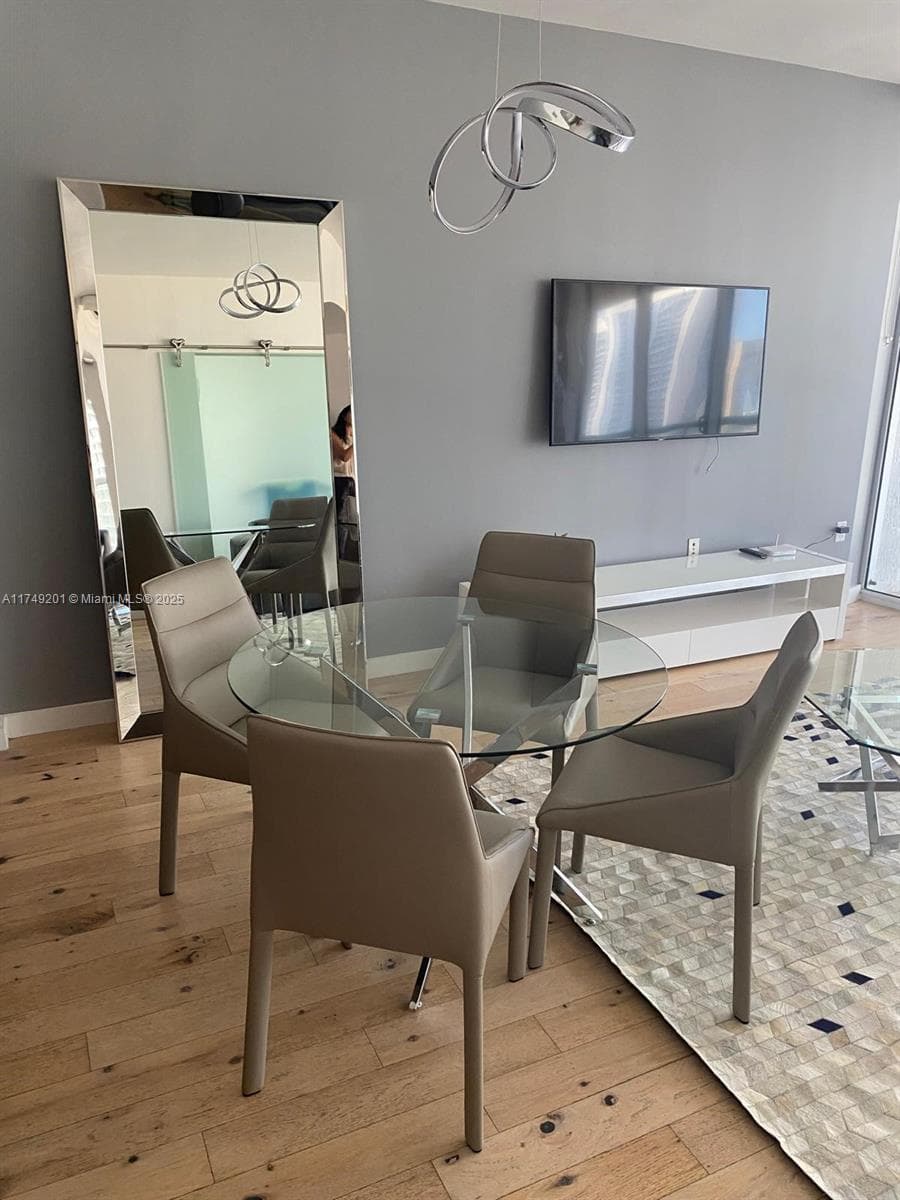 485 Brickell Ave 2603 photo 5